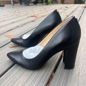 Nine West Astoria Black Women's Heels 9x9 technology pumps chunk heel